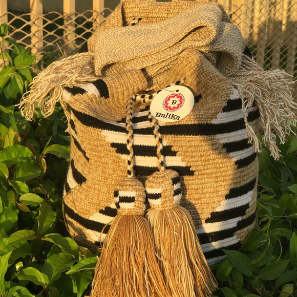 Wayuu crossbody bucket bag!!! One of the kind - Picture 4 of 6